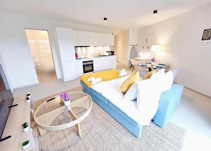 דירה Warm&bright 1br Flat With Terrace And Parking *