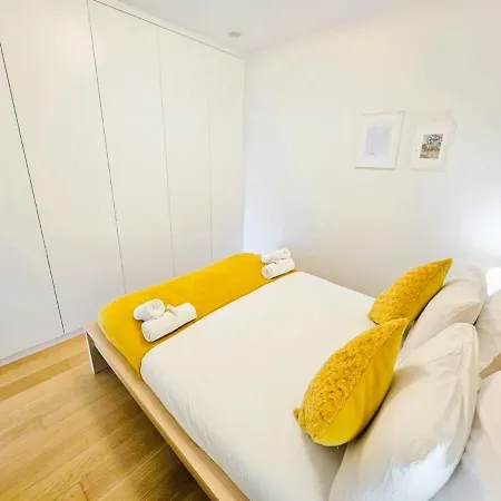 Warm&bright 1br Flat With Terrace And Parking *